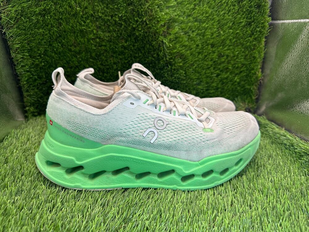 On Running Cloudsurfer Max 3MF30433397 Athletic Sneaker Mens 10.5 White Mesh Gym